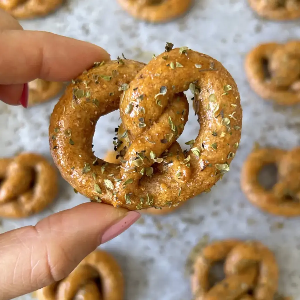 Herzhafter Brezel Snack mit wenig Kalorien